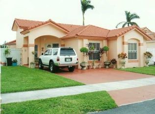 12260 NW 7th Trl, Miami, FL 33182