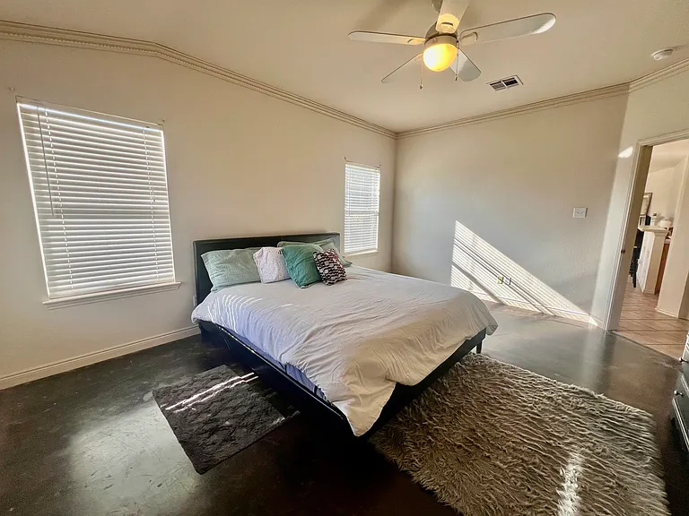 4701 Norman Trl — Photo 15