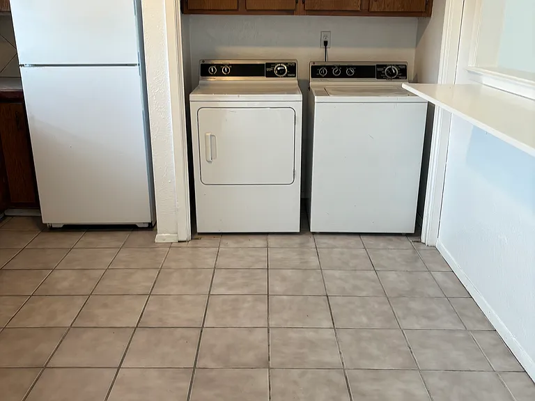 2393 Heatherfield Ln — Photo 5