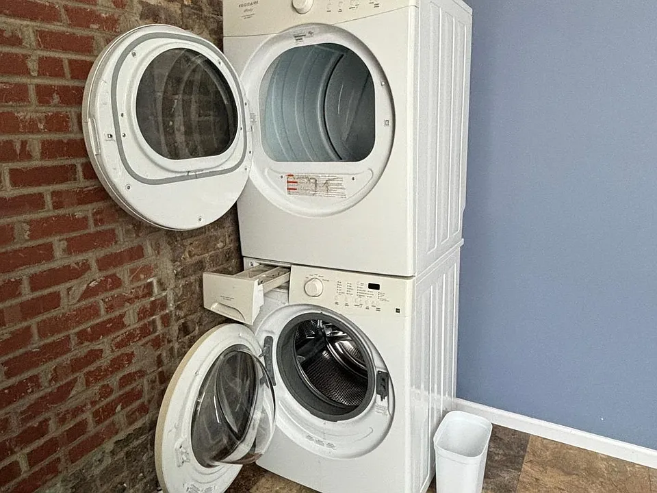 Laundry in Unit