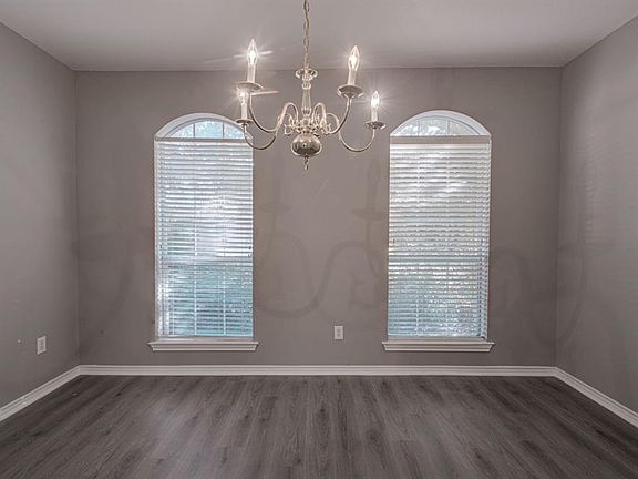 5th image of 9109 Elissa Ct