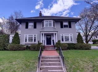 186 Taber Ave, Providence, RI 02906