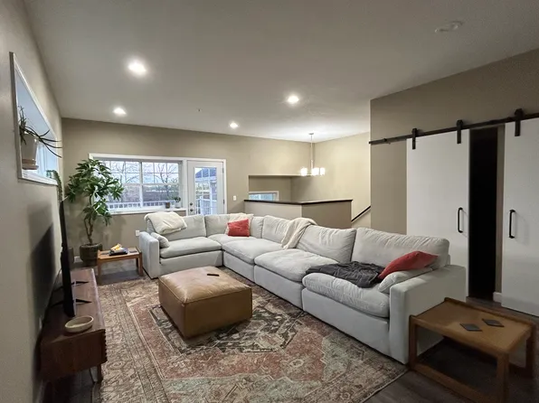 3053 Bluestem Trl, Mankato, MN 56001