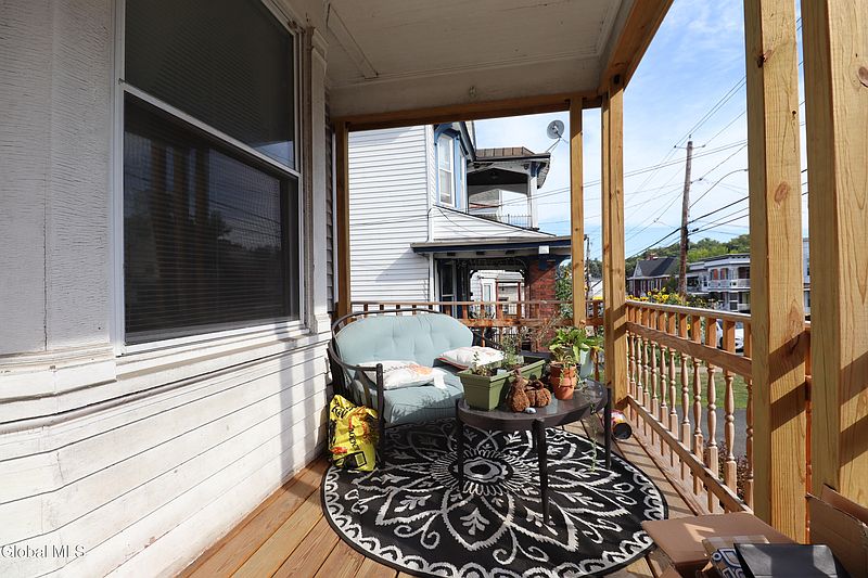 5th image of 2333 15th Street