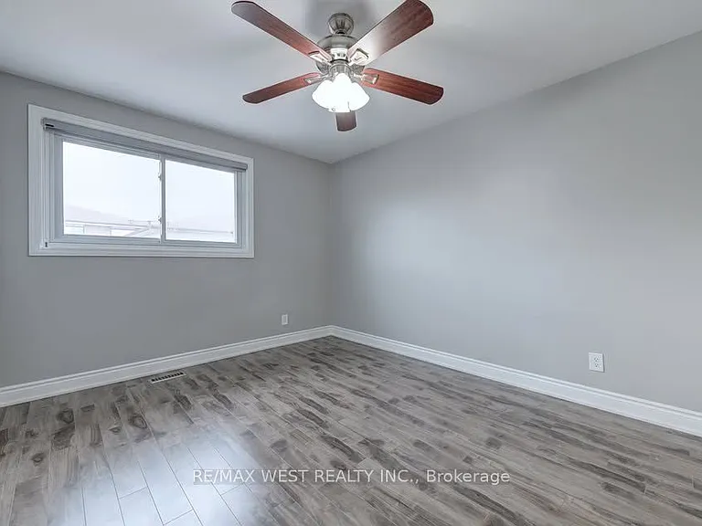 16 Hasbrooke Dr #MAIN LVL — Photo 14