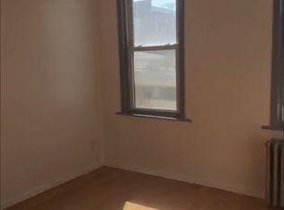 21102 75th Ave FLOOR 4, Oakland Gardens, NY 11364