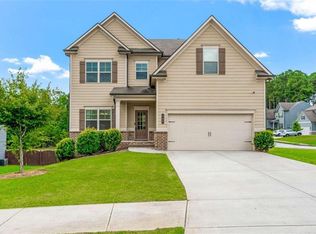 900 Blackberry Trl, Loganville, GA 30052