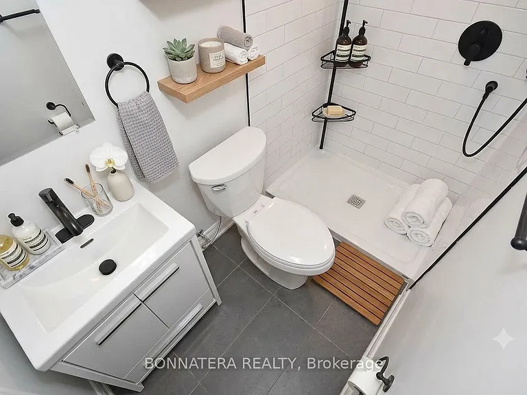 47 Emerald St N #BASEMEN — Photo 6
