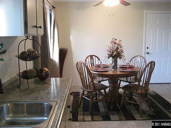 3rd image of 1433 Langley Dr