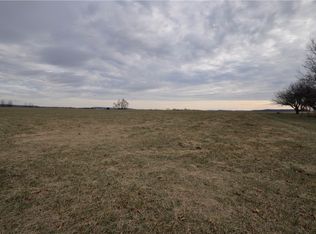 16097 Bethel Blacktop Rd, Prairie Grove, AR 72753