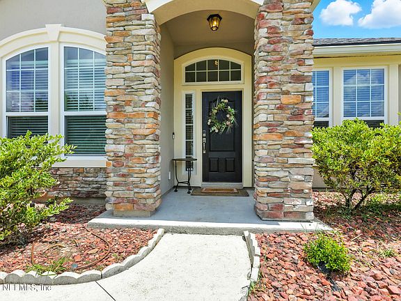 2nd image of 14439 GARDEN GATE Drive