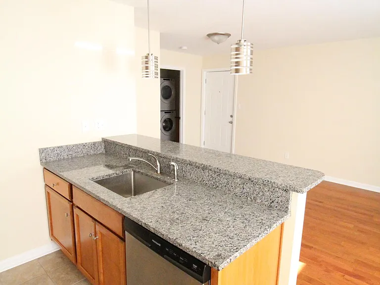 6301 W Kilgore Ave #6 — Photo 5