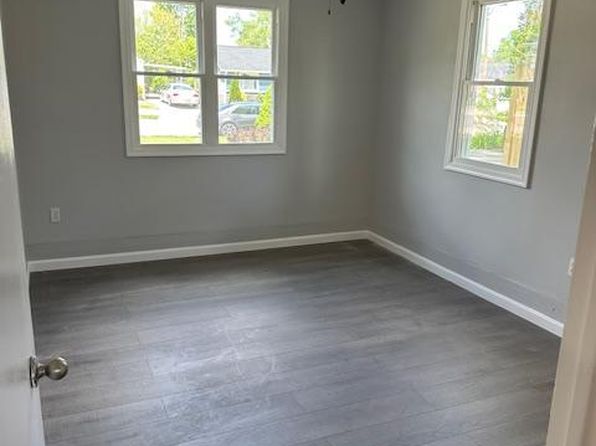 1717 Lansing Rd, Glen Burnie, MD 21060