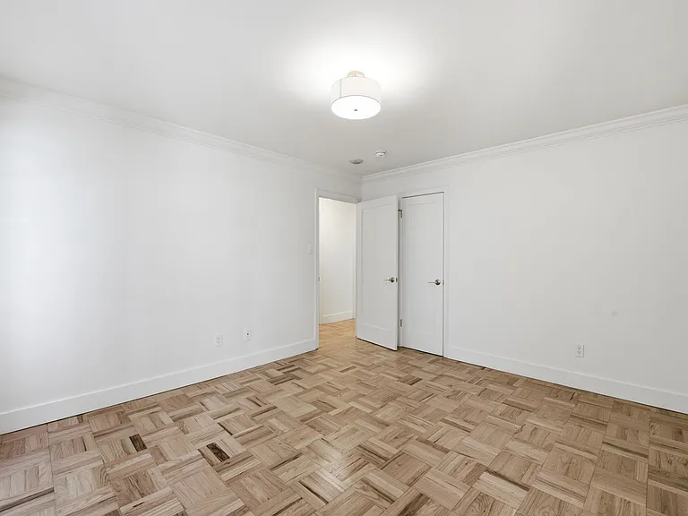1310 Jones Street — Photo 92
