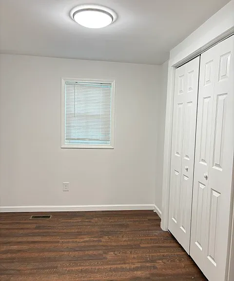 2520 Booker St — Photo 3