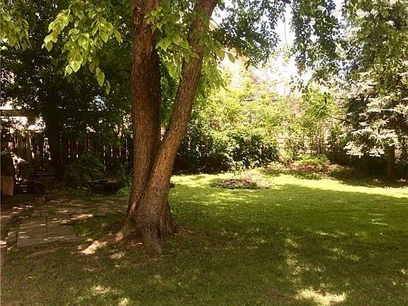 5th image of 4104 Schiller Ave