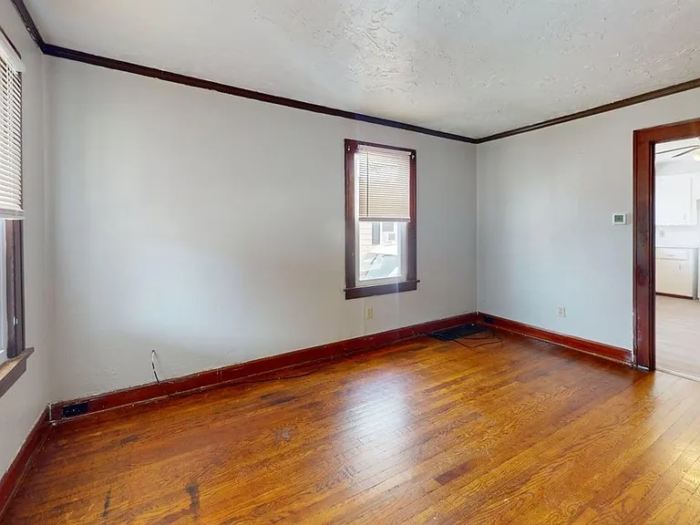 1377 Nichols Ave — Photo 8