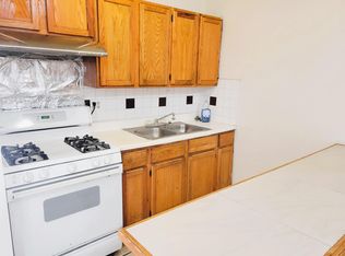 2981 S Archer Ave #2R, Chicago, IL 60608
