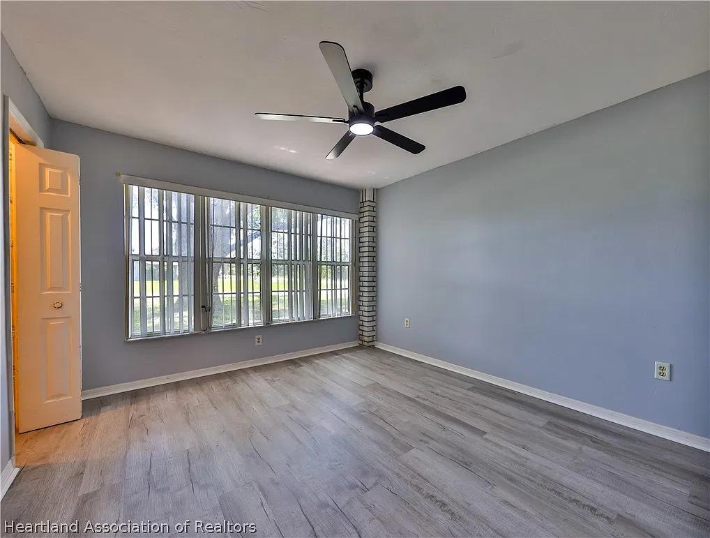 3 bed, 2.0 bath, 1547 sqft, $1,700 — Photo 4