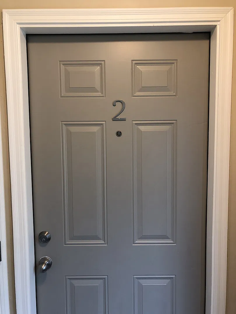 6082 Heis — Photo 1