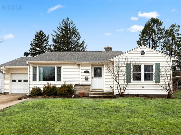 1092 N Main St, Rochelle, IL 61068