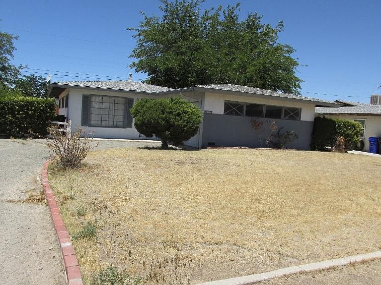 1st image of 15074 Tatum Dr