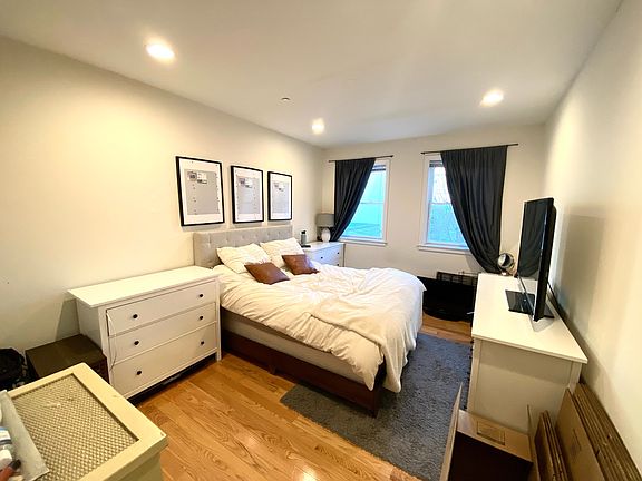 5th image of 1921-29 Fairmount Ave #11396908