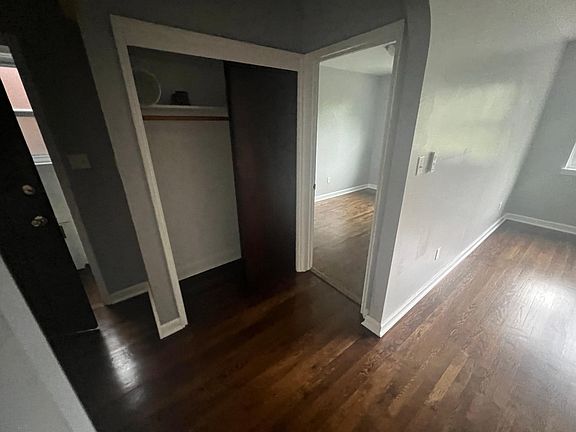 4th image of 1279 Pelham Pkwy N #2