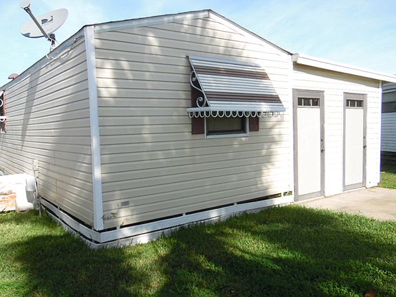 5th image of 1119 Rainbow Cir