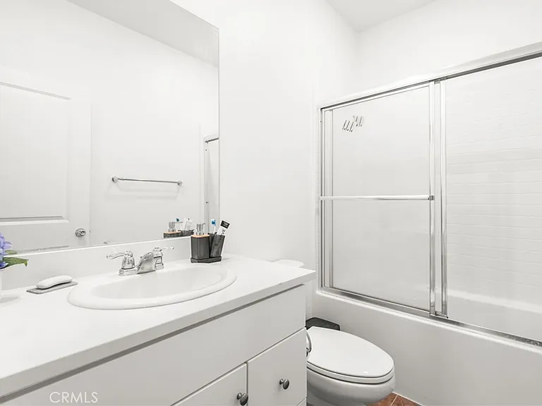 15922 Lasselle St #1 — Photo 38