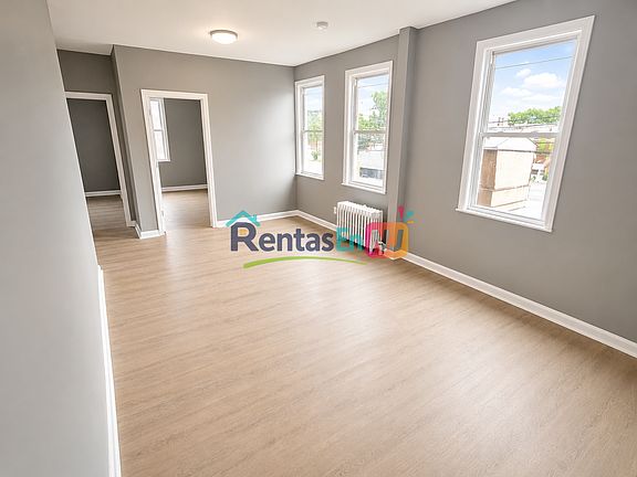 4th image of 335 Myrtle Ave #2B