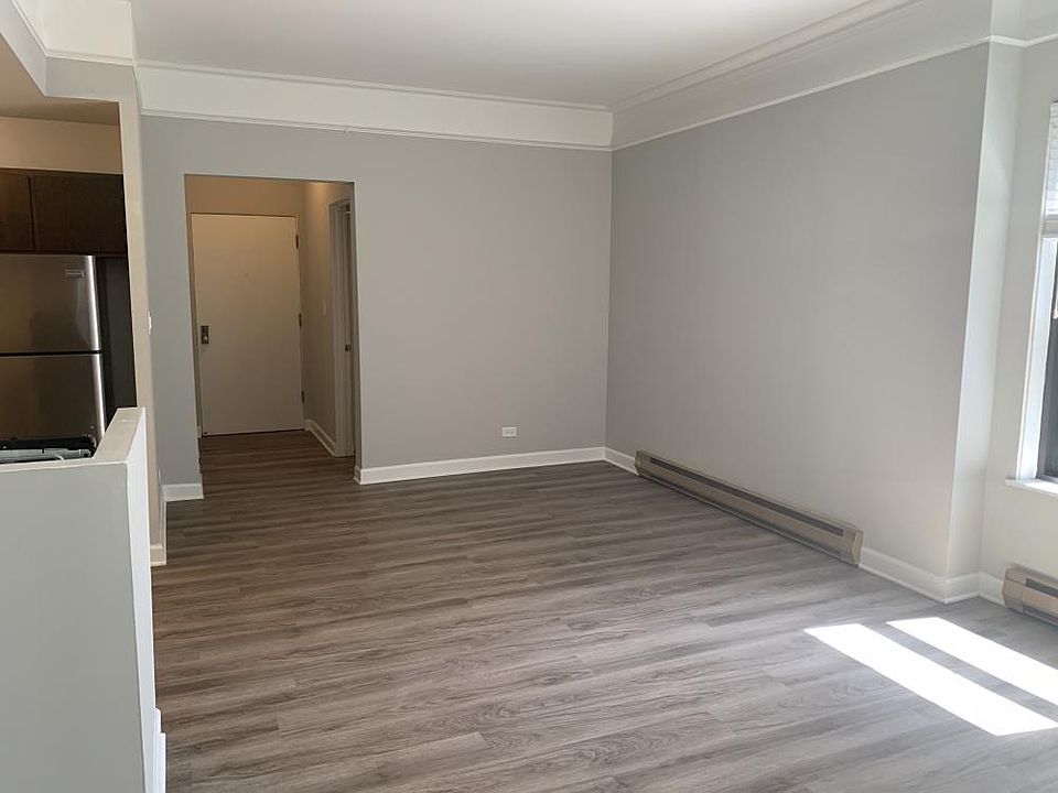 1st image of 2150 N Lincoln Park W APT 1110