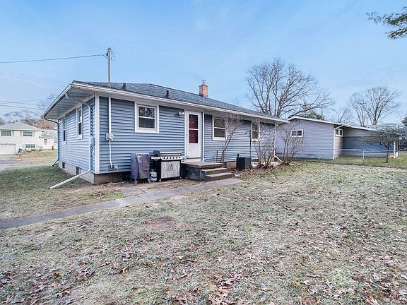 2nd image of 232 Briarhill Dr