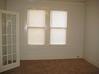 4th image of 337 W 76th St