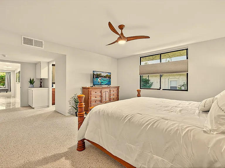 1570 S La Verne Way — Photo 18