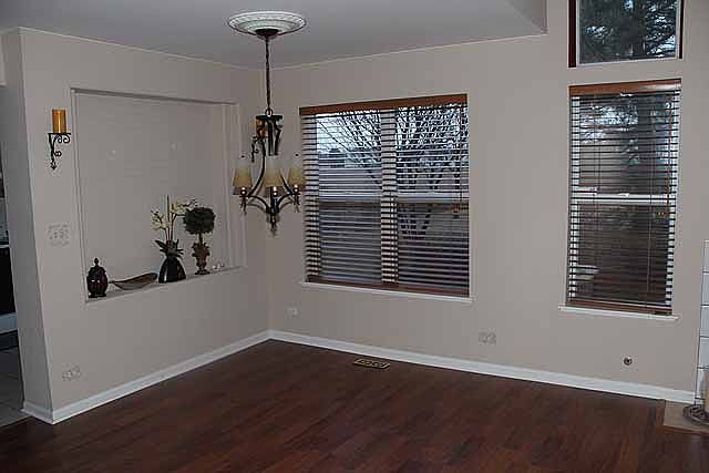 1st image of 1012 Huntington Dr