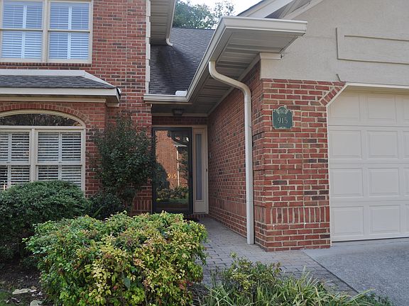2nd image of 915 Heather Way