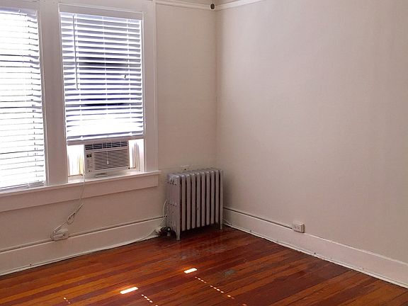 4th image of 436 4th Ave S APT 7