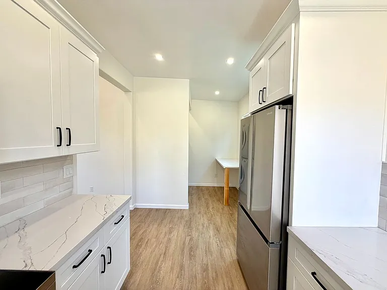 23510 Cava Cir #A — Photo 20