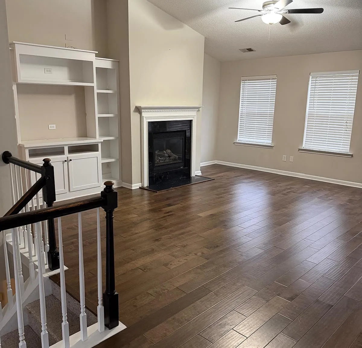 4 bed, 2589 sqft, $2,200 — Photo 4