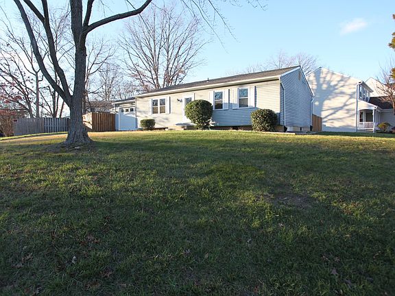 2nd image of 1316 Bayshire Ln