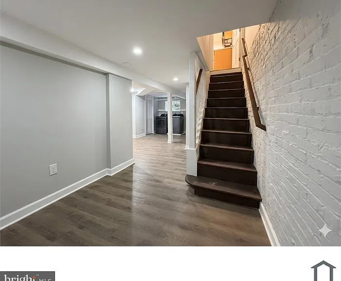 303 Webster St NW — Photo 11