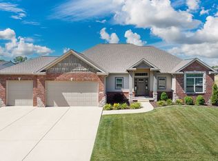 3908 Lay Ln, Bloomington, IL 61705