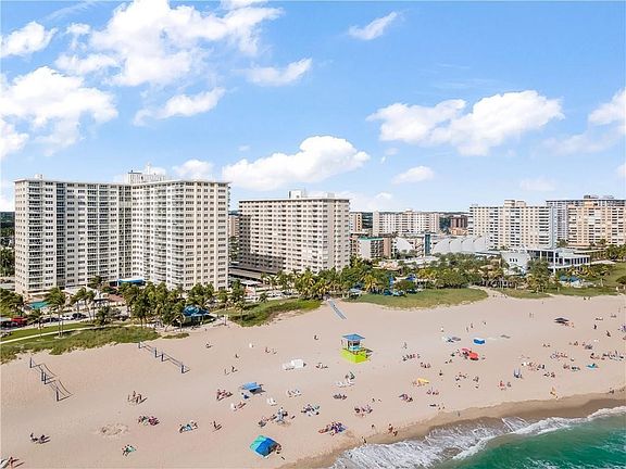 3rd image of 133 N Pompano Beach Boulevard #1404