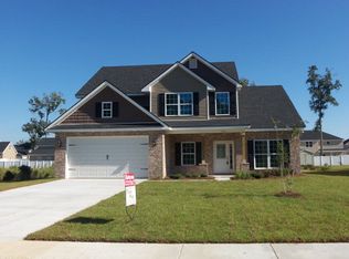 910 Oak Crest Dr, Hinesville, GA 31313