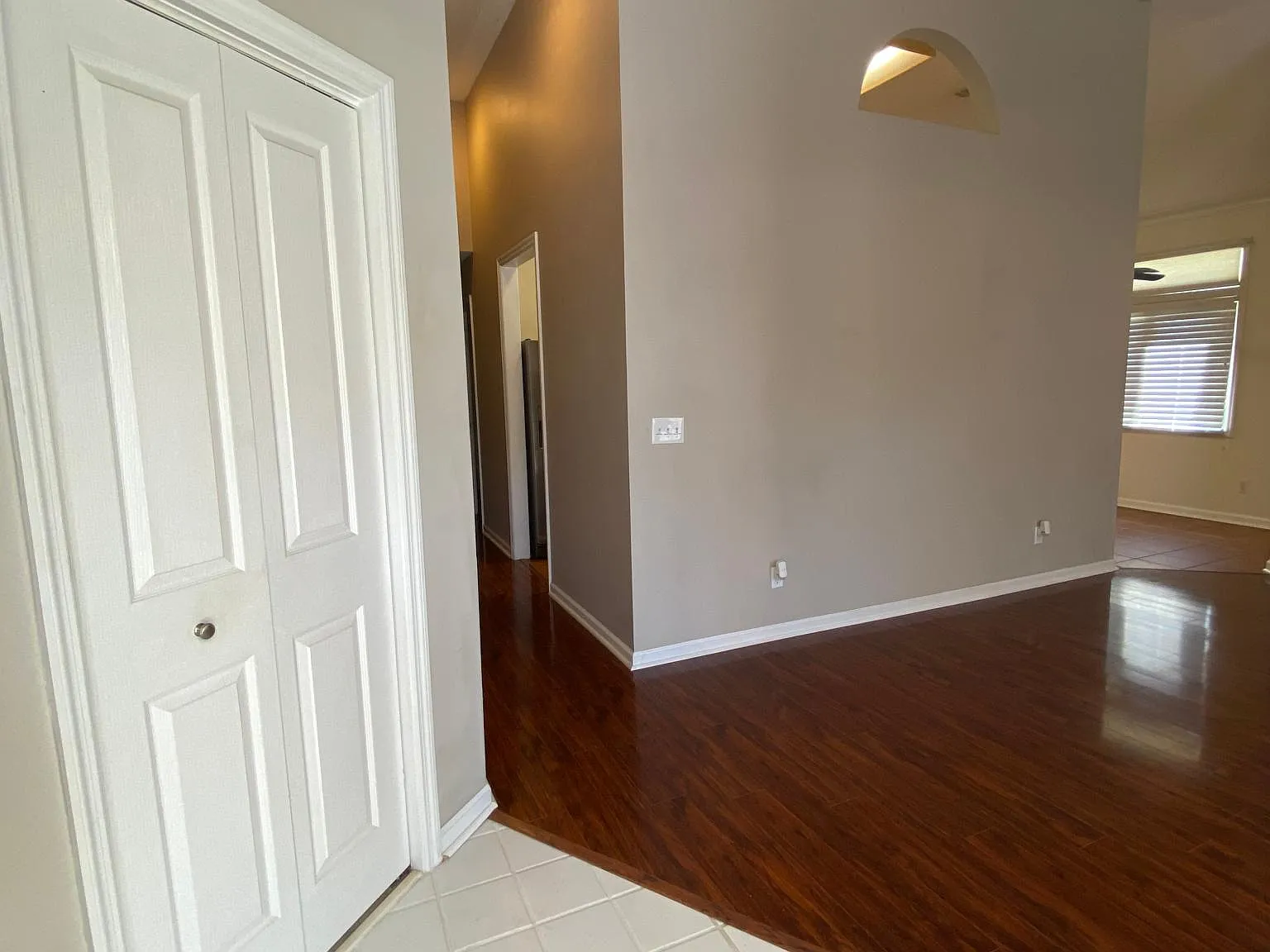 3 bed, 1499 sqft, $2,600 — Photo 4