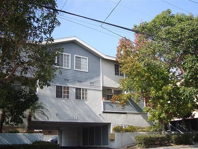 1st image of 21741 Harvard Blvd APT 2