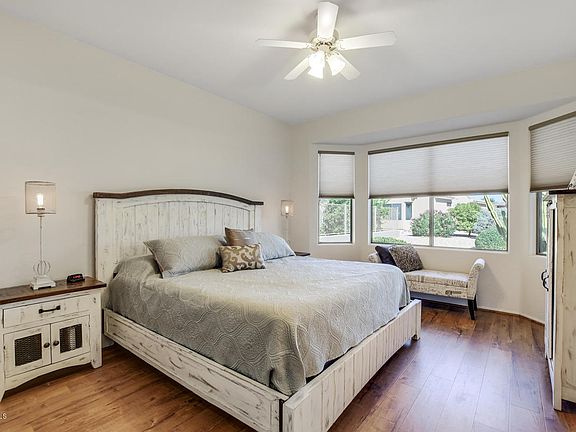 5th image of 17564 W Calistoga Dr