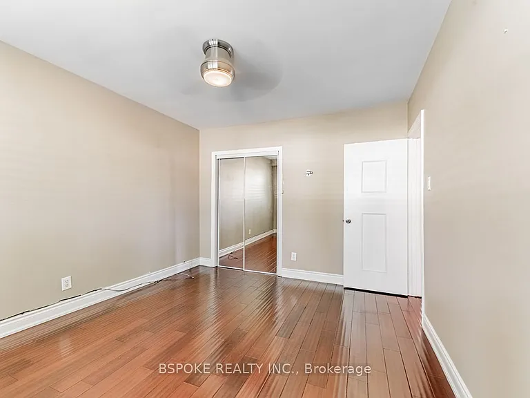 252 Thistle Down Blvd #UPPER — Photo 16
