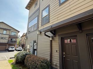 22832 SE Forest Creek Dr #203, Sherwood, OR 97140